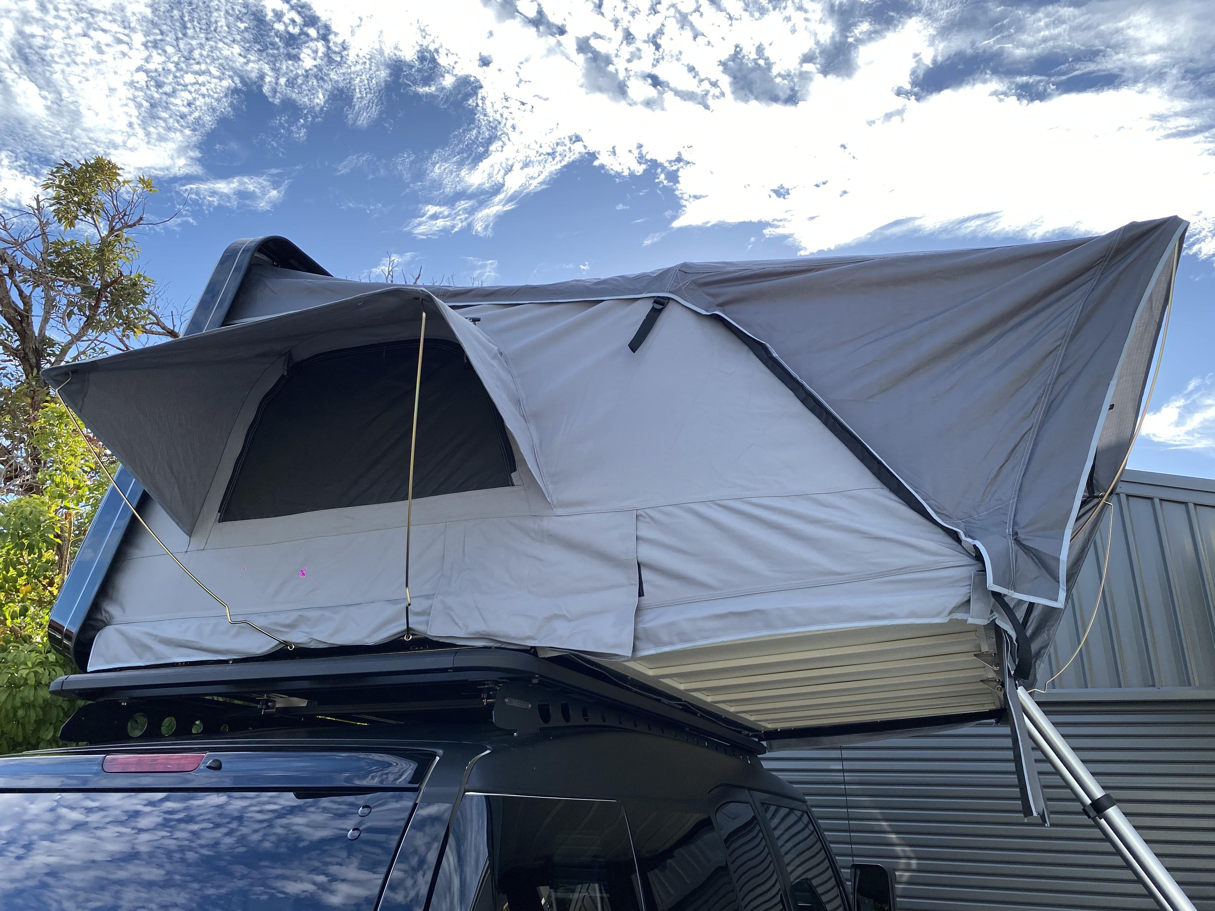 Canyon Off-Road 4 Person Roof Top Tent (2.1M Hard Shell) (SKU: CAN-750-H) - Image 11