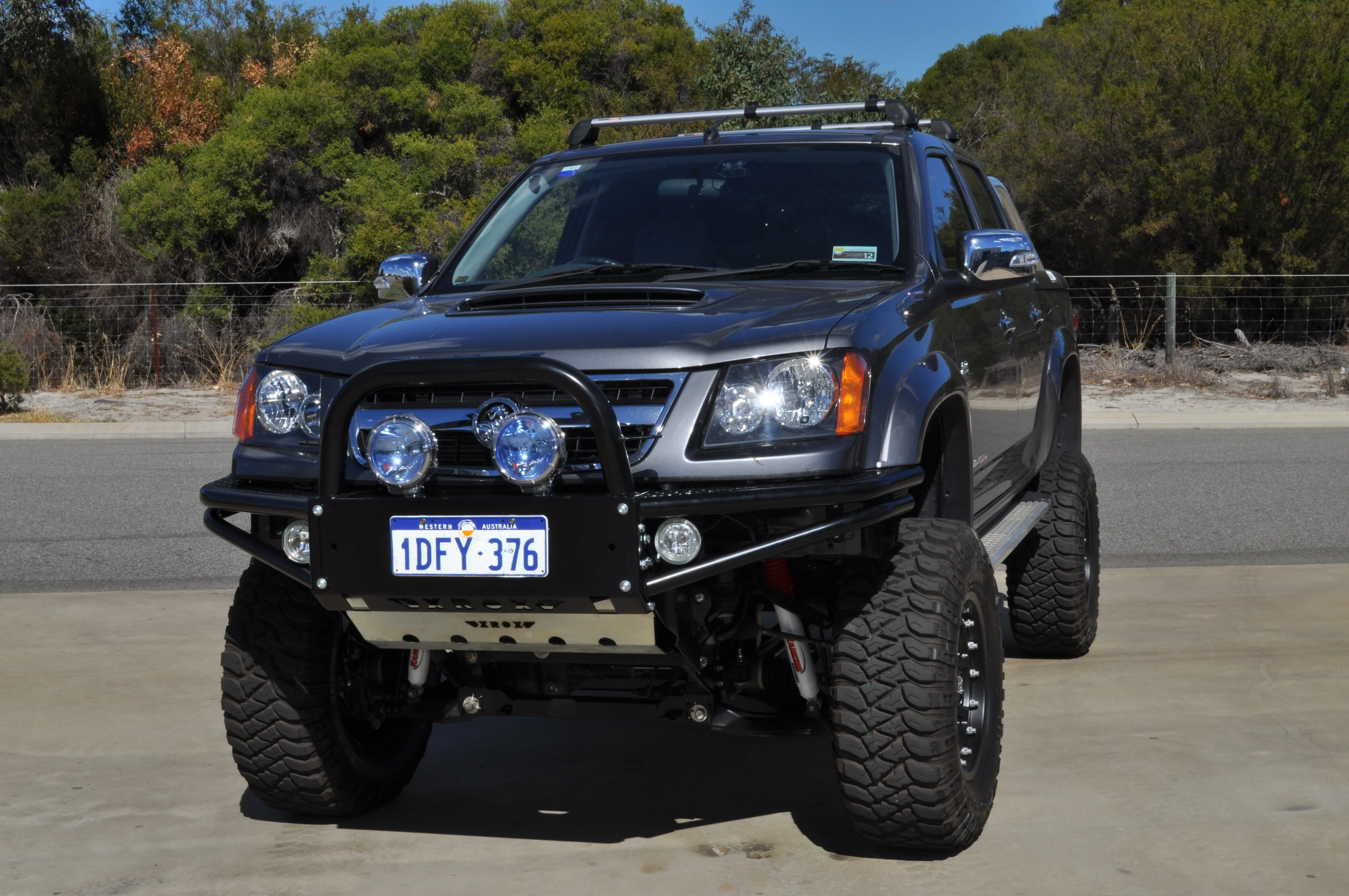 Holden Colorado RC (2008-2012) Xrox Bullbar (SKU: XRCL) - Image 4