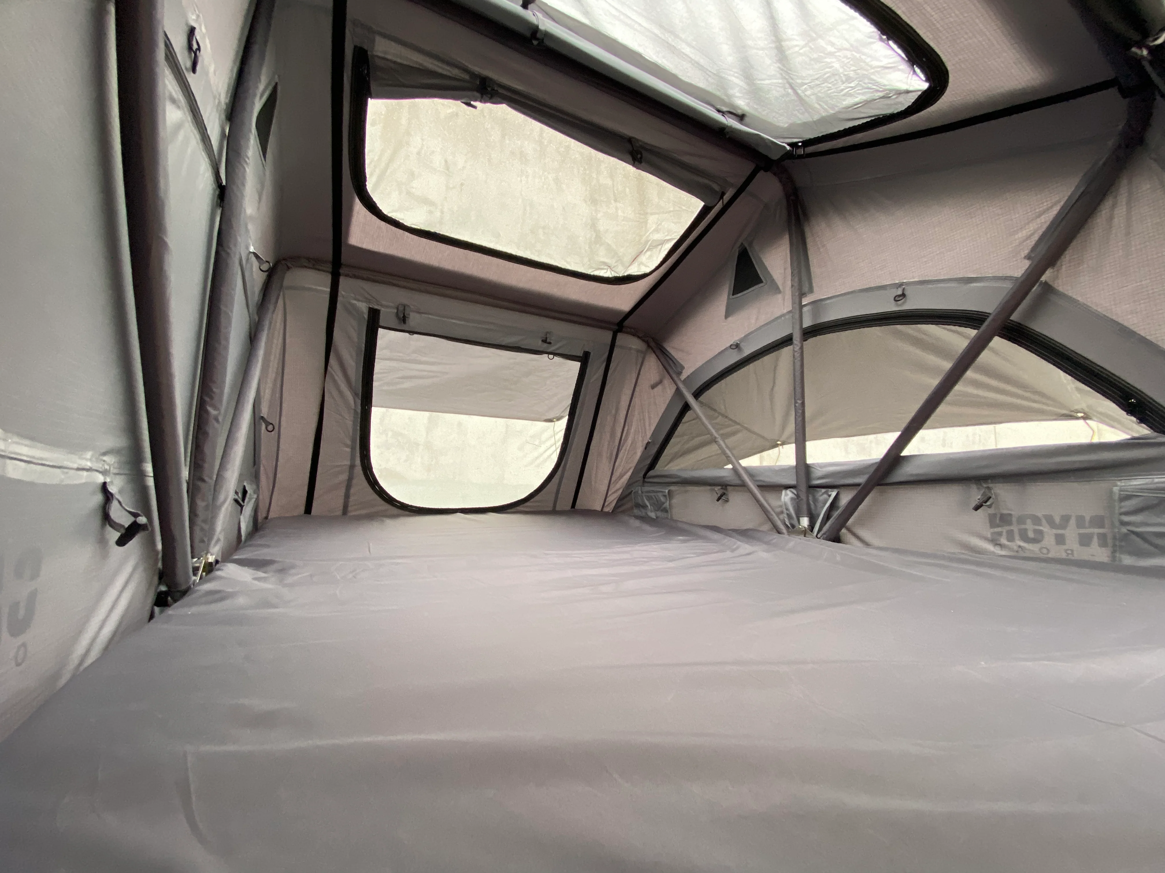 Rooftop Tent/ Tubrack/ Rollercover Package - 2 Person Soft Shell Tent (LONG STYLE PANORAMA) - Image 4