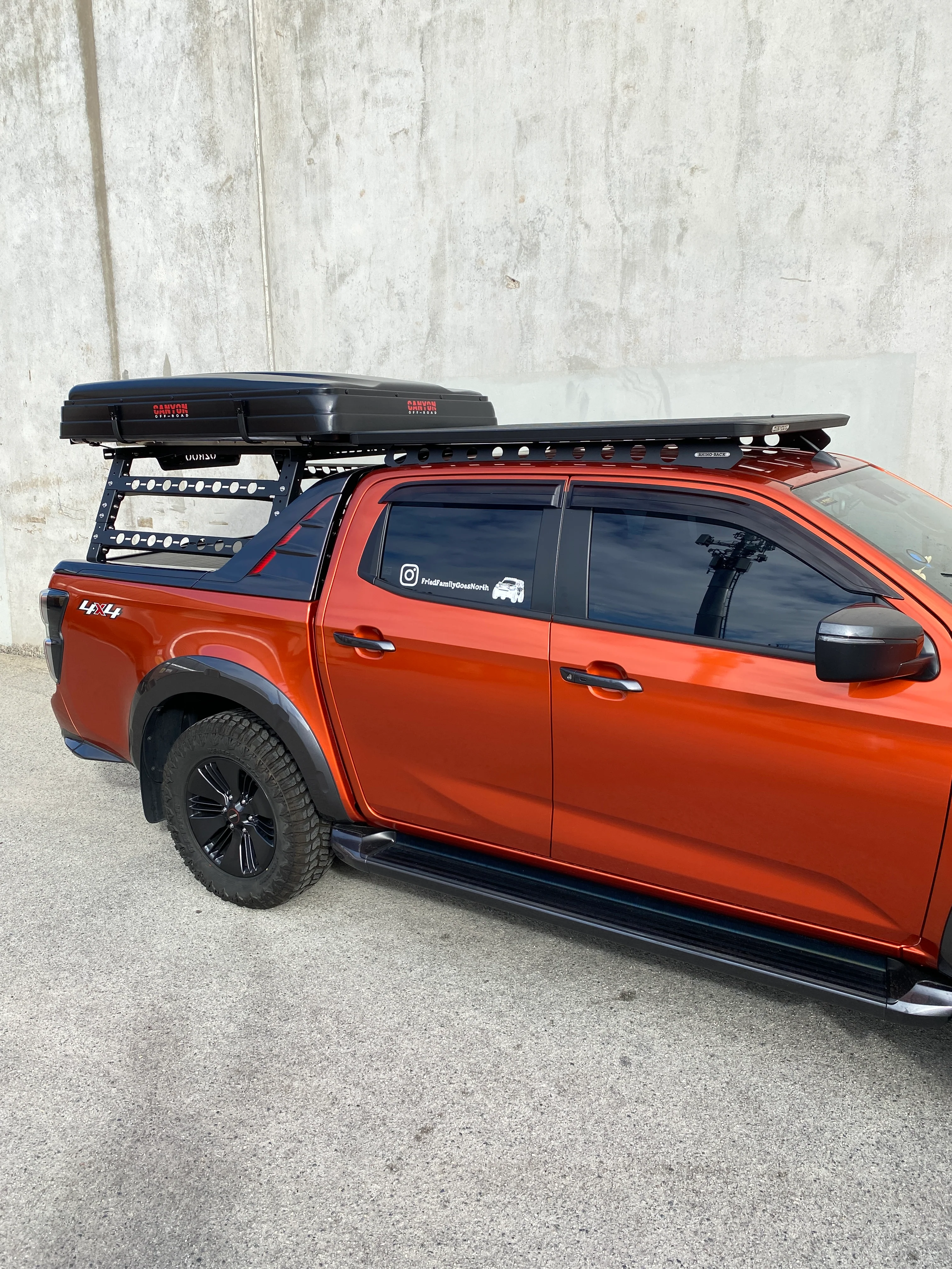 Rooftop Tent & Tubrack Package - 2 Person Hard Shell Tent - Image 5